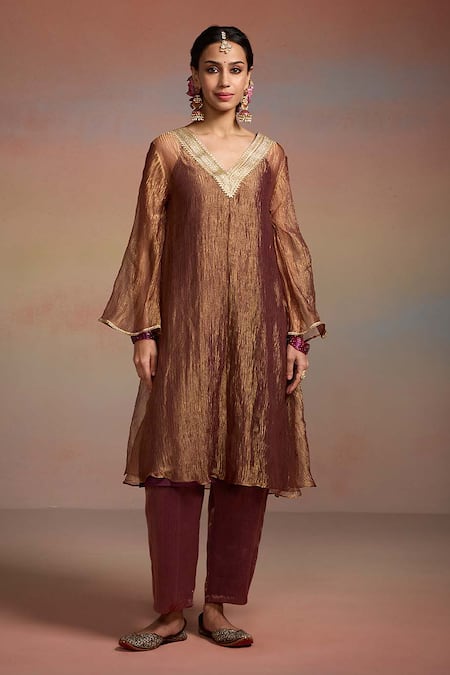 Buy Dressfolk Purple Tissue Embroidery, Tassels V-neck Raahini Neckline Kurta Set Online at Aza Fashions Buy_Dressfolk_Purple Tissue Embroidery, Tassels V-neck Raahini Neckline Kurta Set _Online_at_Aza_Fashions