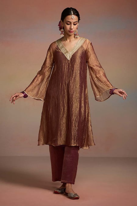 Shop Dressfolk Purple Tissue Embroidery, Tassels V-neck Raahini Neckline Kurta Set Online at Aza Fashions Shop_Dressfolk_Purple Tissue Embroidery, Tassels V-neck Raahini Neckline Kurta Set _Online_at_Aza_Fashions