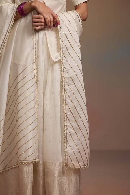 Buy_Dressfolk_Ivory Silk Zari, Sequins, Embroidery, Beads Triptika Woven Kurta Lehenga Set 