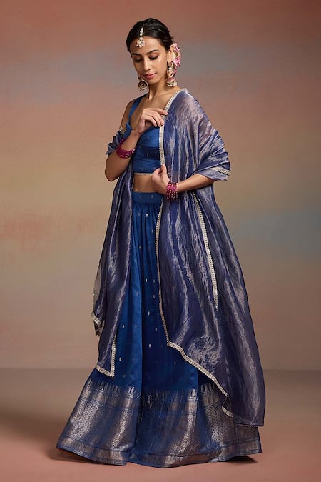 Buy_Dressfolk_Blue Silk Zari, Embroidery, Metallic Thread Sweetheart Raunaq Woven Lehenga Set _Online_at_Aza_Fashions