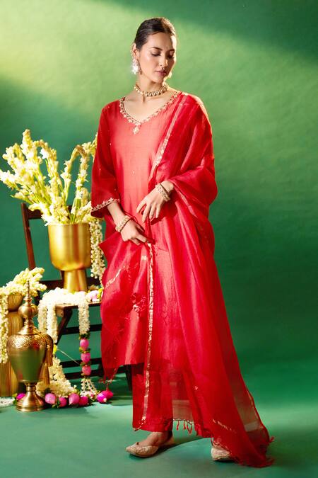 Samyukta Singhania Red Chanderi Silk Embroidery, Stones, Tassels V-neck Hand Kurta Set