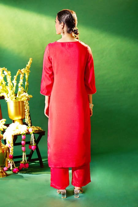 Samyukta Singhania Embroidered Kurta Pant Set 