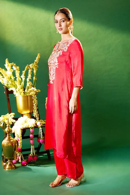 Shop_Samyukta Singhania_Red Silk, Shantoon, Chiffon Embroidery Split V-neck Kurta Pant Set _Online_at_Aza_Fashions
