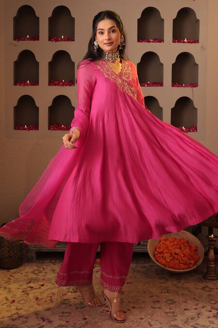 House Of Karmah Pink Chanderi, Organza Embroidery, Zari V-neck Gulaabi Saaz Anarkali Set at Aza Fashions House Of Karmah_Pink Chanderi, Organza Embroidery, Zari V-neck Gulaabi Saaz Anarkali Set _at_Aza_Fashions