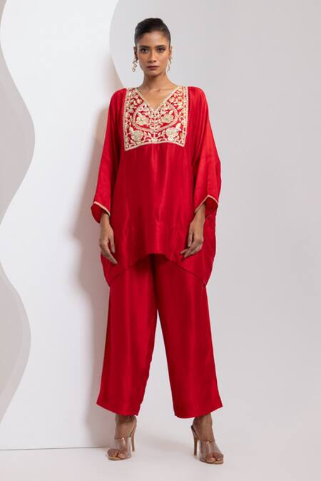 Buy_Oshi By Shikha_Red Silk Embroidery, Zari V-neck Phiran And Pant Set _Online_at_Aza_Fashions