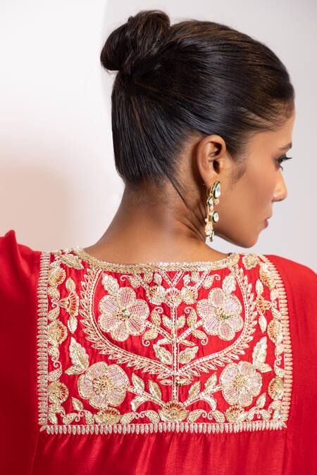 Oshi By Shikha_Red Silk Embroidery, Zari V-neck Phiran And Pant Set _at_Aza_Fashions