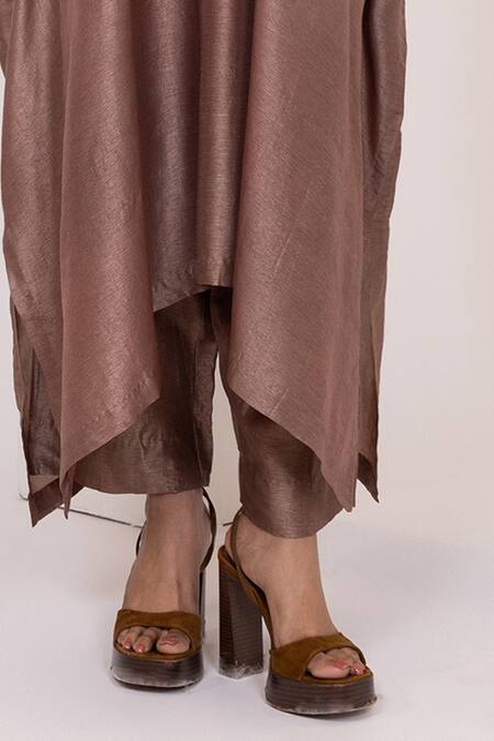 Buy_Oshi By Shikha_Silk Beads, Metallic Thread, Zari V-neck Embroidered Kaftan And Pant Set _Online_at_Aza_Fashions