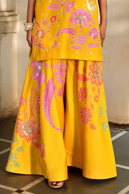Buy Paulmi And Harsh Yellow Sequins, Tassels, Embroidery Round Neck Garden Print Kurta And Palazzo Set Online at Aza Fashions Buy_Paulmi And Harsh_Yellow Sequins, Tassels, Embroidery Round Neck Garden Print Kurta And Palazzo Set _Online_at_Aza_Fashions