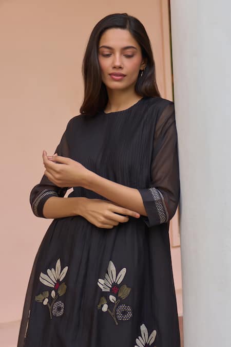 Shop_Vaayu_Black Muslin, Cotton Applique, Embroidery, Noir Pintuck Kurta And Pant Co-ord Set _Online_at_Aza_Fashions