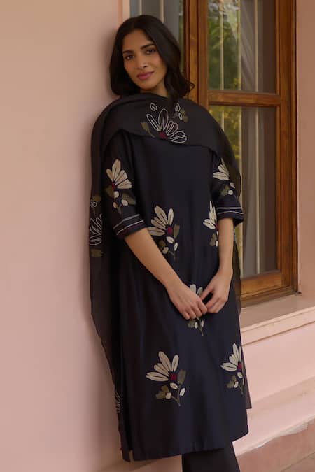 Shop_Vaayu_Black Silk Applique, Embroidery, Tassels Round Neck Noir Kurta Set _Online_at_Aza_Fashions