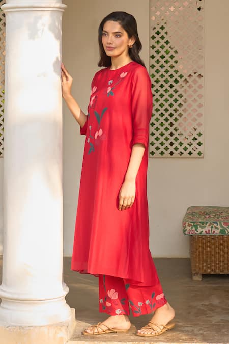 Vaayu_Red Muslin, Cotton Applique Round Neck Cherry Kurta And Pant Co-ord Set _at_Aza_Fashions
