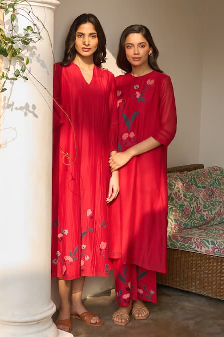 Shop_Vaayu_Red Muslin, Cotton Applique Round Neck Cherry Kurta And Pant Co-ord Set 