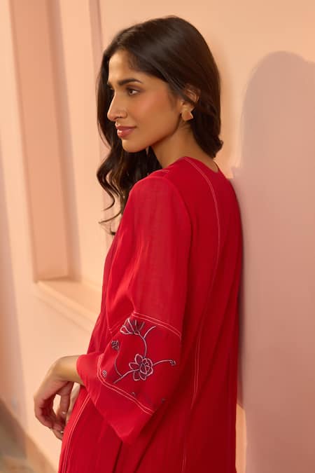 Vaayu_Red Muslin, Cotton Embroidery V-neck Cherry Kurta And Pant Co-ord Set _at_Aza_Fashions