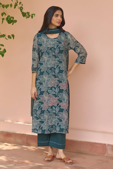 Vaayu Jade Bloom Kurta Set 