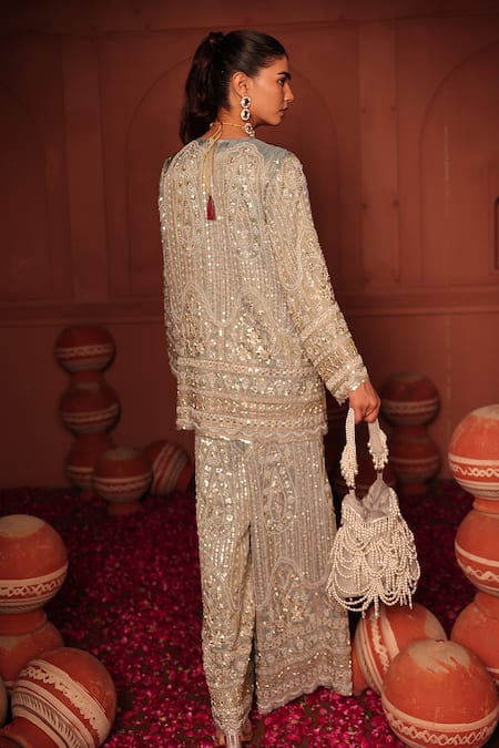 Tasuvure Indes Inaaya Embroidered Kurta & Sharara Set 