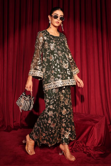 Tasuvure Indes_Green Georgette, Chiffon Sequins, Embroidery, Zaira Zardozi Kurta And Sharara Set _Online_at_Aza_Fashions