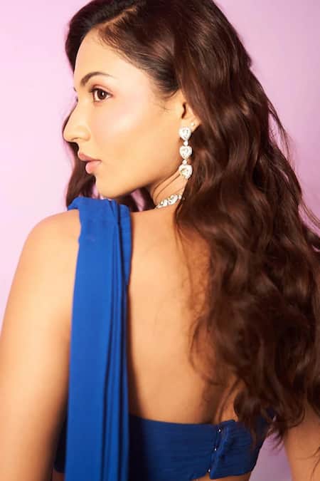 Anshika Tak Label_Blue Georgette Sweetheart Neck Pleated Pre-draped Saree With Blouse _Online_at_Aza_Fashions