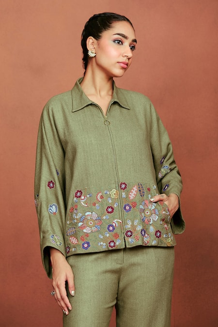 Sue Mue_Olive Green Silk Embroidery Collared Jin Floral Shirt And Pant Set _Online_at_Aza_Fashions