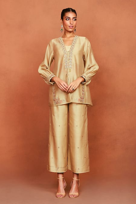 Sue Mue Aal Tribal Embroidered Top & Pant Set 