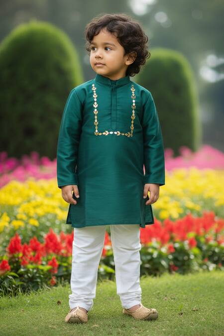 Maaikid_Green Silk, Cotton Mirrors, Embroidery Kurta And Churidar Set _at_Aza_Fashions