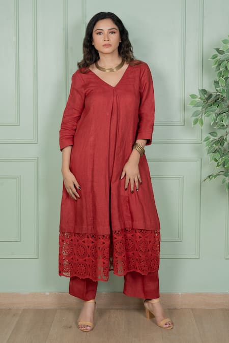 Buy_Gothilo_Red Linen Lace V-neck Rose Kurta And Pant Set _Online_at_Aza_Fashions
