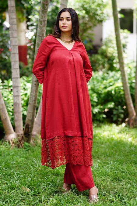Gothilo Rose Linen Kurta & Pant Set 