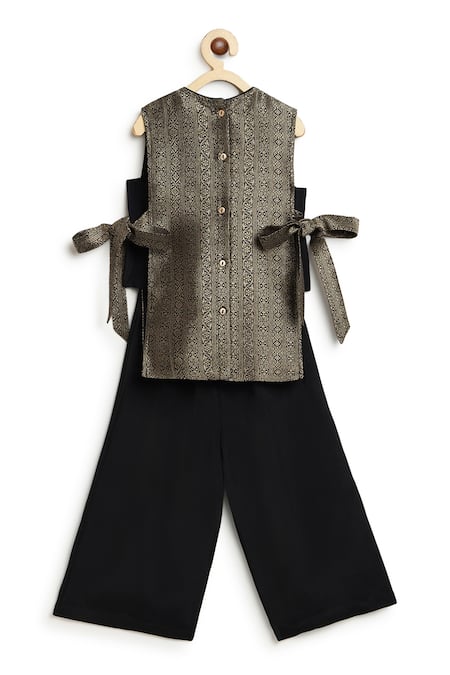 Tiber Taber Floral Woven Top With Culottes 