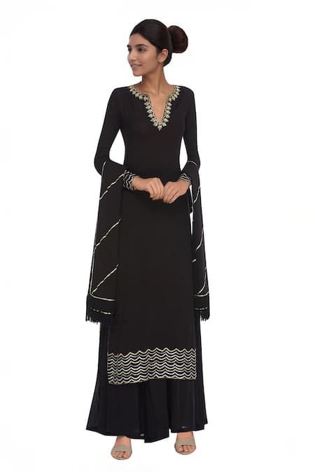 Neha Khullar Gota & zari embroidered kurta set 