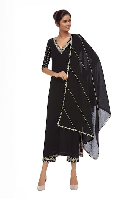 Neha Khullar Gota & mukaish embroidered kurta set 