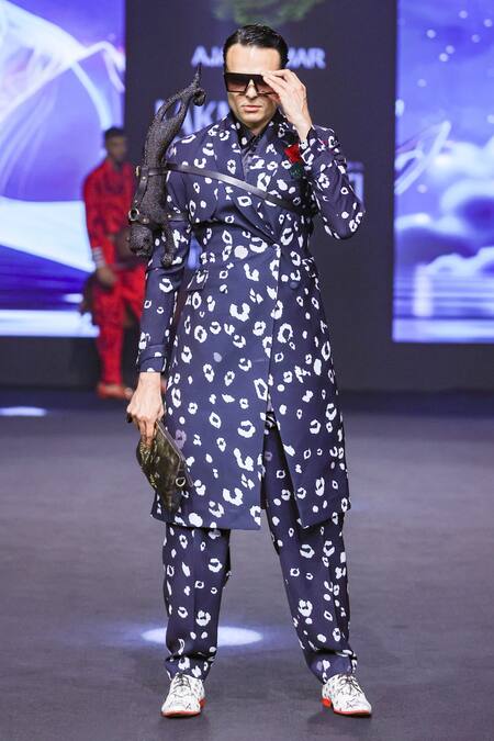 Buy_MR. Ajay Kumar_Black Polyester Jubatus Cheetah Print Trenchcoat Set 