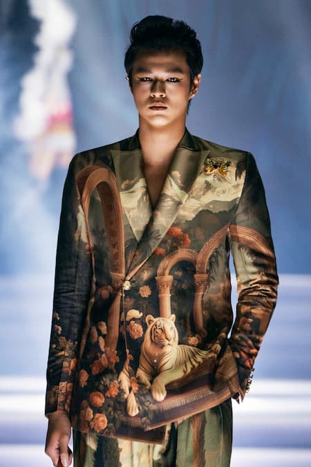 MR. Ajay Kumar Doric Double Breasted Print Suit Set 