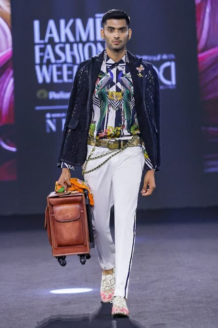 MR. Ajay Kumar Safa White Side Striper Pant