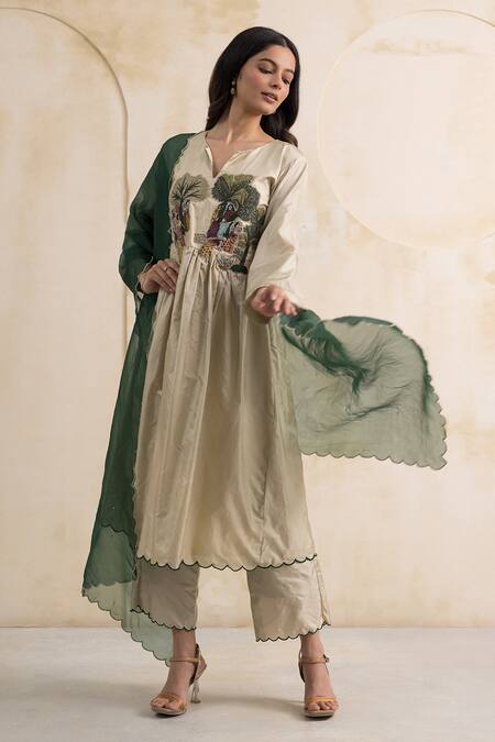 Buy_Neelu And Manvi_Ivory Dupion, Silk, Organza Embroidery Split Village Life Thread Kurta Set _Online_at_Aza_Fashions