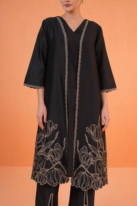 Buy_Origani_Black Chanderi Silk Embroidery V-neck Jacket Kurta Set _Online_at_Aza_Fashions