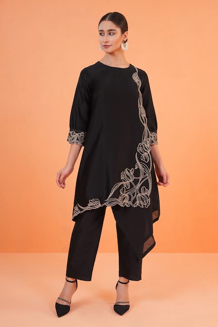Origani Chanderi Silk Kurta & Pant Set 