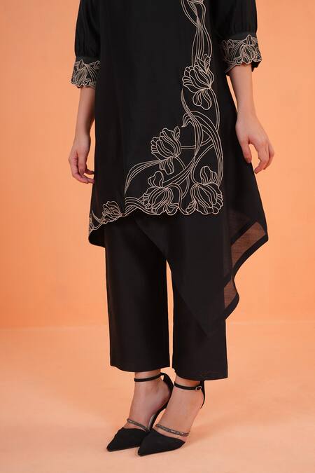 Shop_Origani_Black Chanderi Silk Embroidery Round , Keyhole Kurta And Pant Set _Online_at_Aza_Fashions