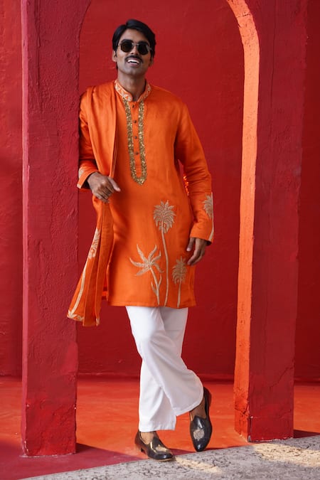 AUGUST by Swati Akash Jhunjhunwala Palm Tree Embroidered Kurta Set 