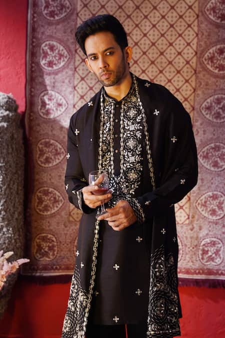 Buy_AUGUST by Swati Akash Jhunjhunwala_Black Satin, Linen Mirrors, Embroidery Kurta Set _Online_at_Aza_Fashions
