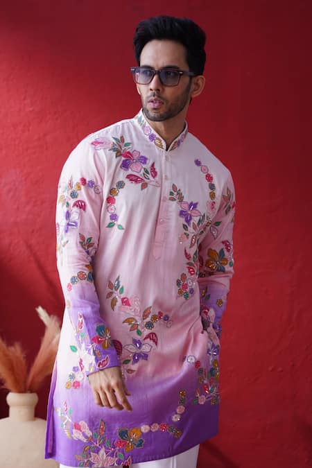 AUGUST by Swati Akash Jhunjhunwala_Peach Dupion Embroidery Ombre Floral Kurta Set _at_Aza_Fashions