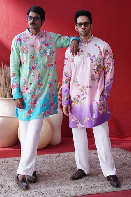 Buy_AUGUST by Swati Akash Jhunjhunwala_Peach Dupion Embroidery Ombre Floral Kurta Set 