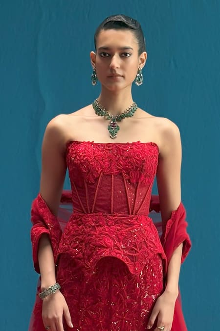 Buy_Mishru_Red Tulle Sequins, Embroidery Bandeau Neck Kate Embellished Corset Lehenga Set _Online_at_Aza_Fashions