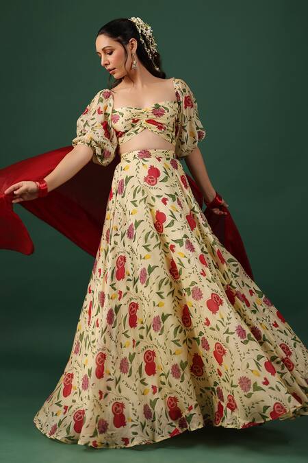 Buy_Baaro Masi_Yellow Bemberg, Silk Beads Sweetheart Neck Umbrella Style Printed Skirt Set 