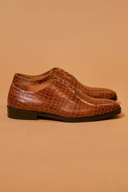 Buy_Dmodot_Brown Caro Croco Umber Oxford Shoes _Online_at_Aza_Fashions