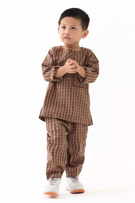 Three Brown Applique Caramel Chequered Pattern Kurta With Pant Online at Aza Fashions Three_Brown Applique Caramel Chequered Pattern Kurta With Pant _Online_at_Aza_Fashions