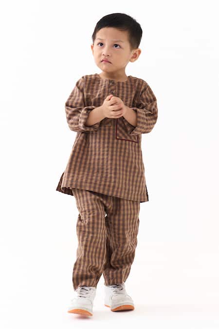 Three_Brown Checked Mul Kurta _Online_at_Aza_Fashions
