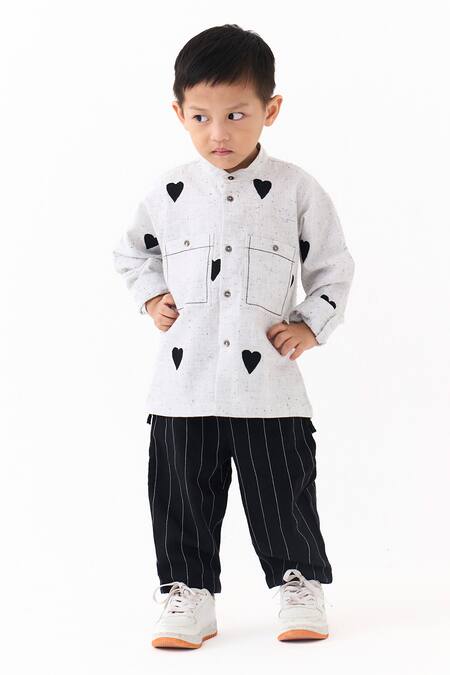 Buy_Three_Ivory Applique Heart Motif Shirt _Online_at_Aza_Fashions