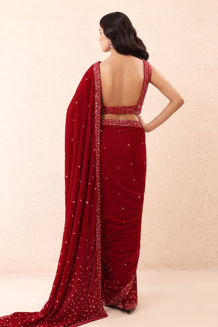 Priyanka Jain Velvet Embroidered Pre-Stitched Saree With Blouse 
