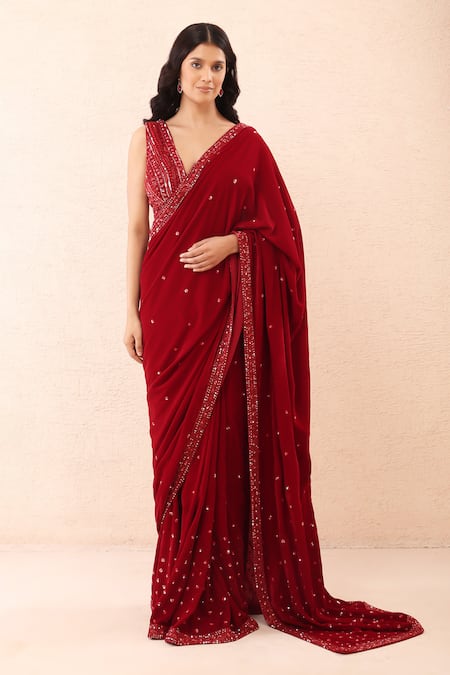 Priyanka Jain Velvet Embroidered Pre-Stitched Saree With Blouse 
