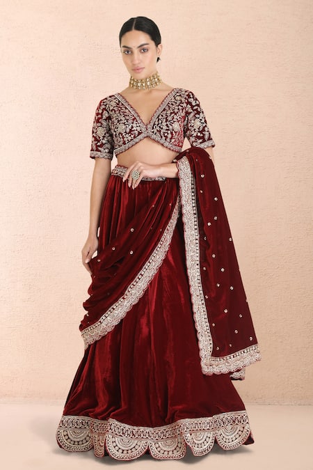 Buy_Priyanka Jain_Burgundy Velvet Embroidery, Sequins, Pearls, Metallic Thread V-neck Lehenga Set _Online_at_Aza_Fashions