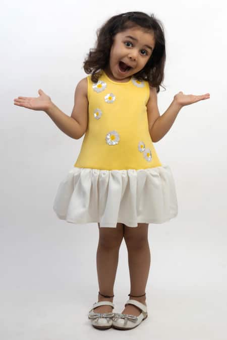 Lil Angels Daisy Applique Sleeveless Dress